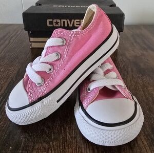Infant CONVERSE Chuck Taylor ALL STAR Barbie PINK Size 5